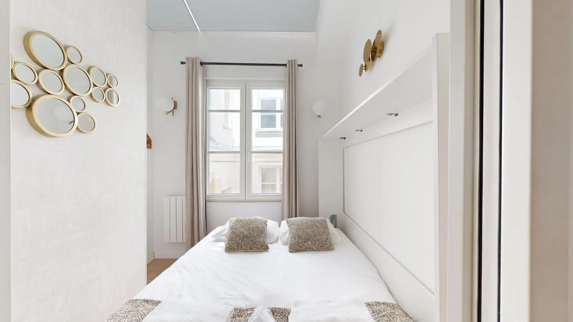 141 Klein - Superbe A Paris. Apartment